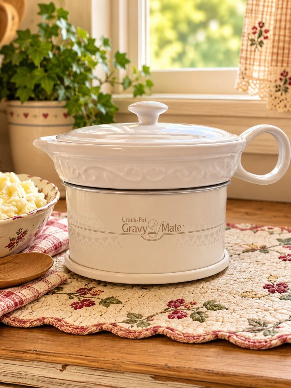 Vintage Rival Crock-Pot Gravy Mate Electric 14 Oz Sauce Warmer White Ceramic